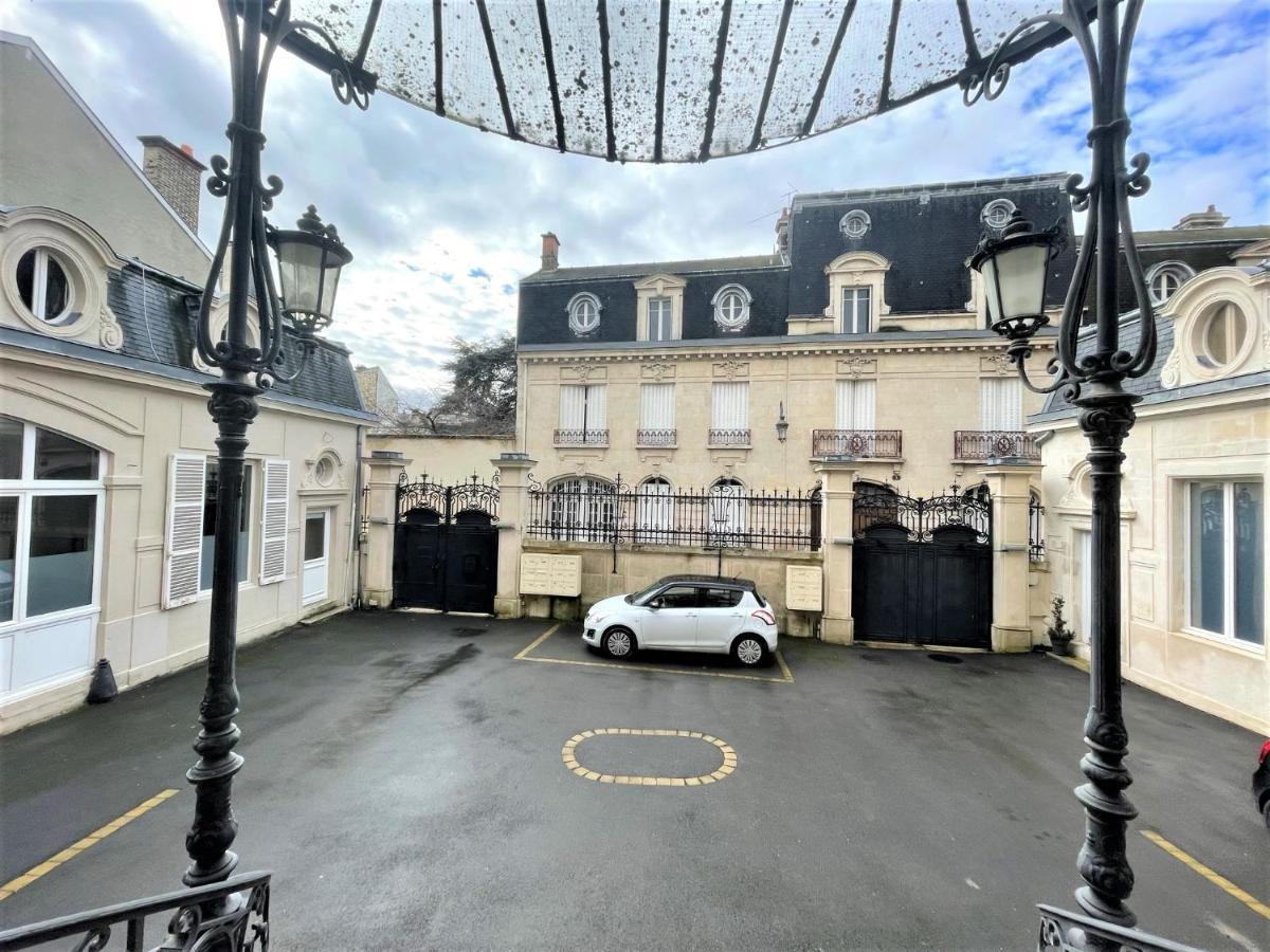 Aux Clefs Des Sacres - Dans Un Hotel Particulier Situe Rue Du Marc - Reims - Hyper Centre Forum Mairie Boulingrin Dış mekan fotoğraf